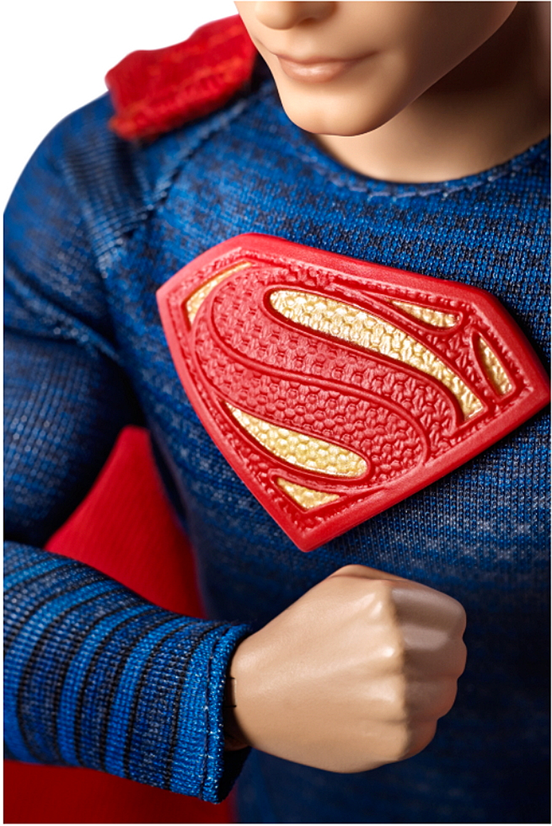 Illustration for article titled I Can't Stop Staring Into Superman Barbie's Dreamy Eyes